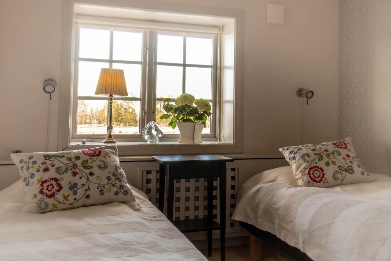 Rekasta Bed & Breakfast Enkoping Ngoại thất bức ảnh